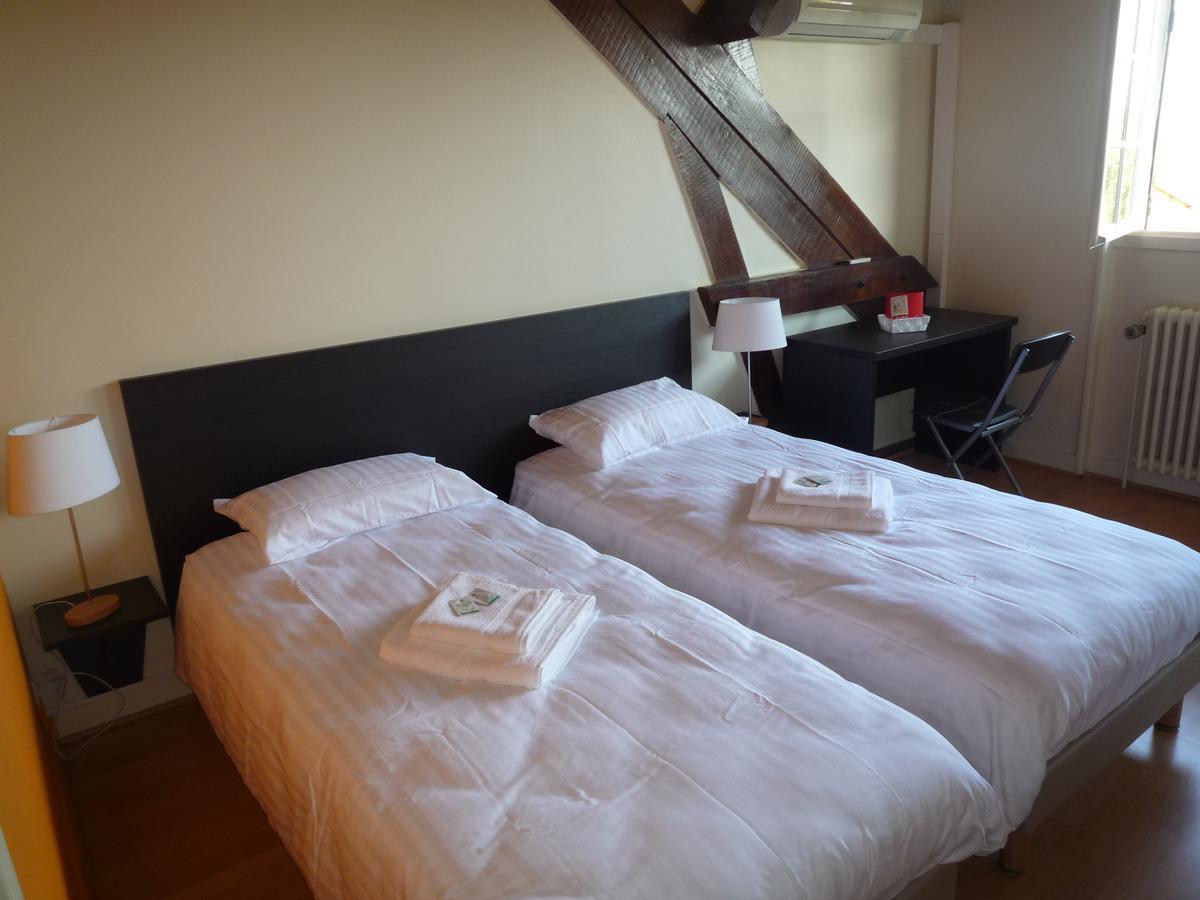 La Maison Des Bonheurs Bed & Breakfast Rillieux-la-Pape ภายนอก รูปภาพ