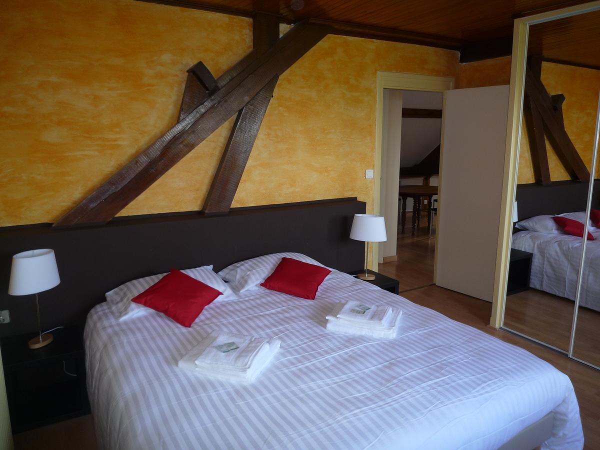 La Maison Des Bonheurs Bed & Breakfast Rillieux-la-Pape ภายนอก รูปภาพ