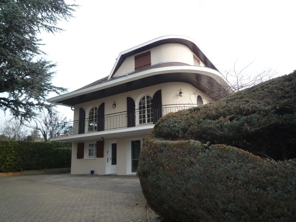 La Maison Des Bonheurs Bed & Breakfast Rillieux-la-Pape ภายนอก รูปภาพ