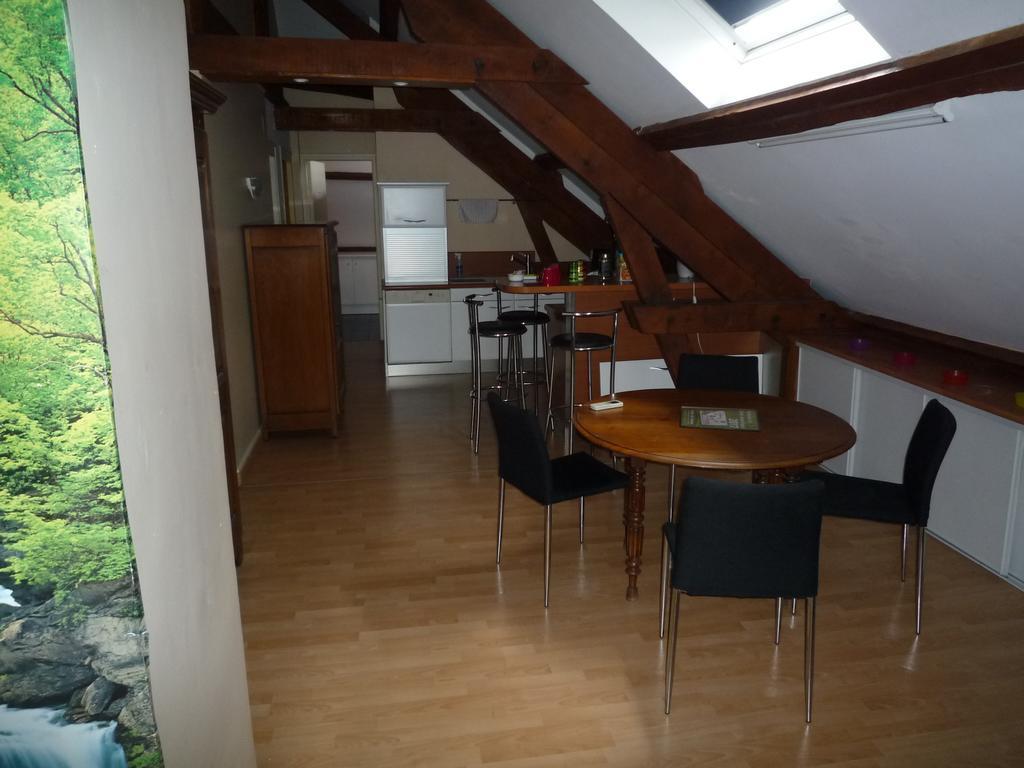 La Maison Des Bonheurs Bed & Breakfast Rillieux-la-Pape ภายนอก รูปภาพ